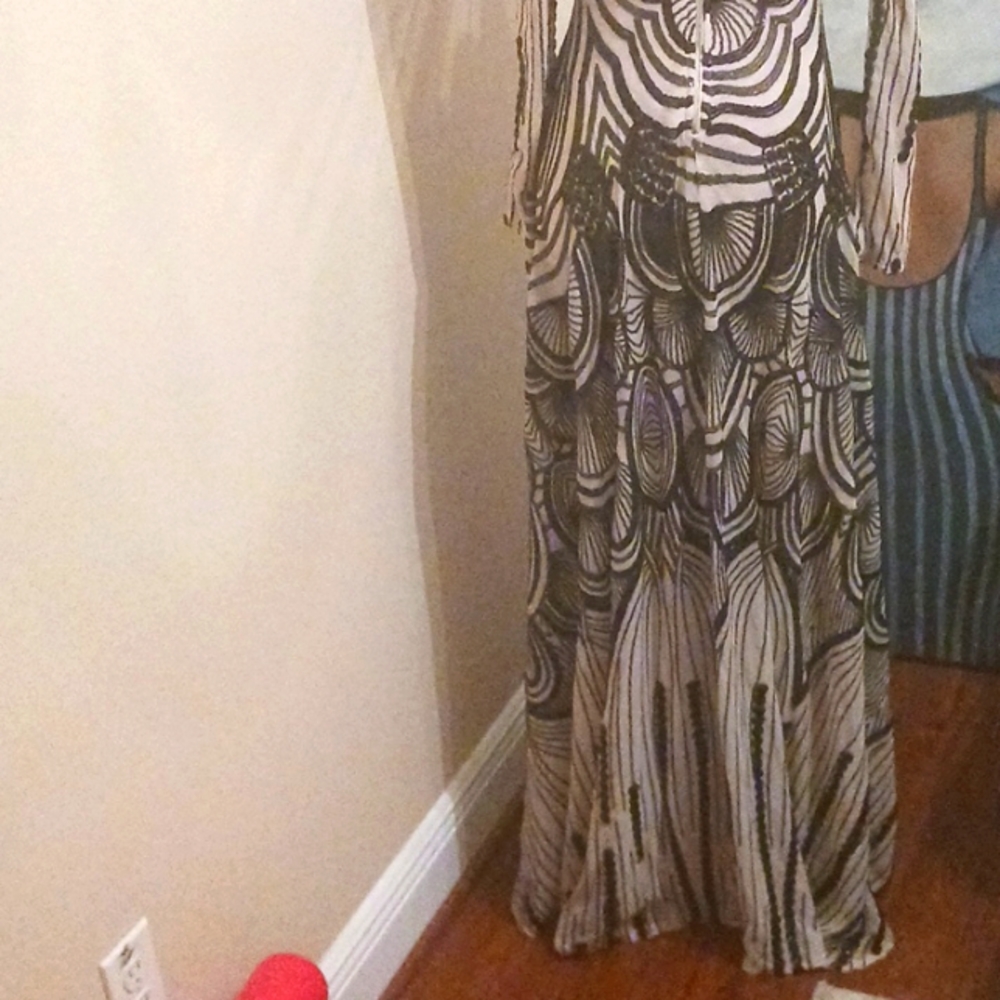 Blithe Reign of Delight Nude Gown - Picture 14 of 14